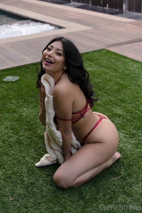 Cami Strella