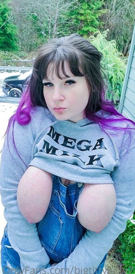 Bigtittykitty7