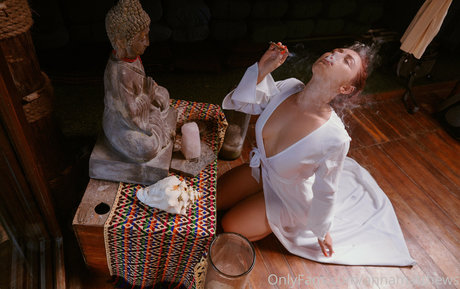 Officialannamatthews