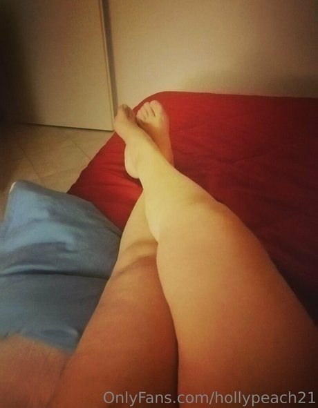 Hollypeach21  nude leaked OnlyFans photo