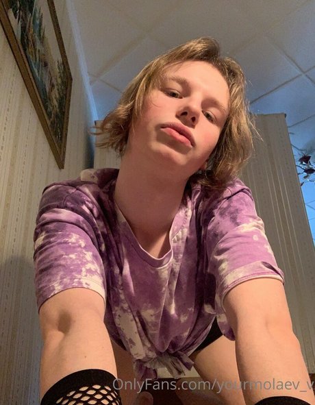 Yourmolaevv  nude leaked OnlyFans photo