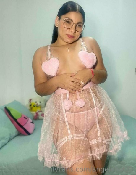 Angelahot21