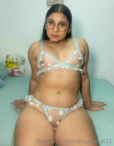 Angelahot21