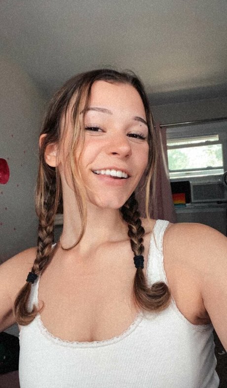 Nikki Woods