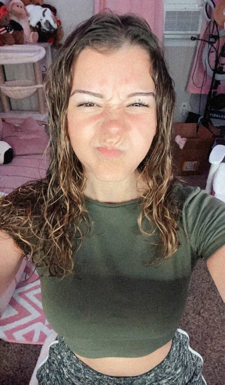Nikki Woods