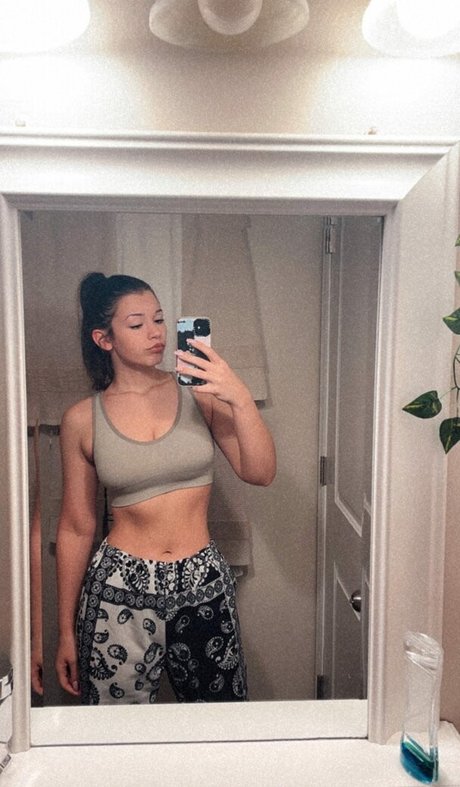 Nikki Woods