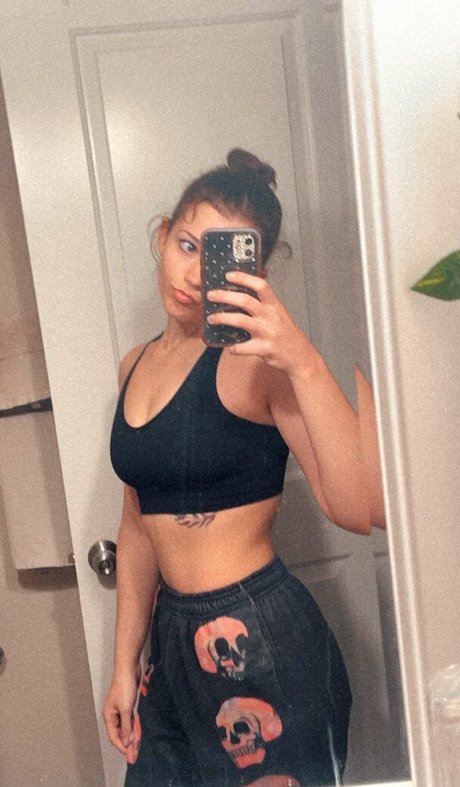 Nikki Woods