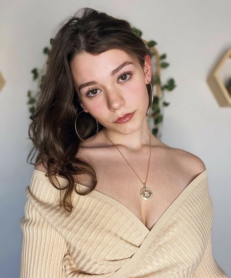 Nikki Woods