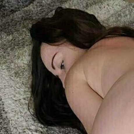 Hannahnicolenextdoor