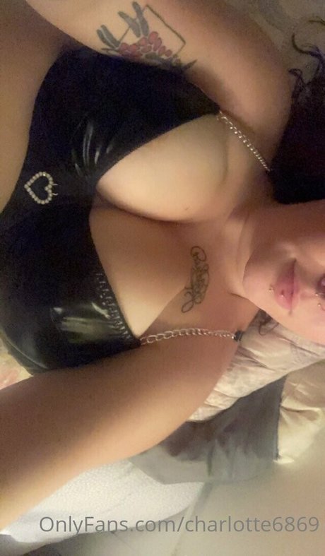 Charlotte6869