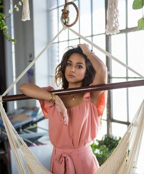 Summer Bishil