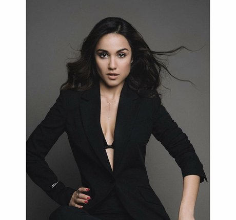 Summer Bishil