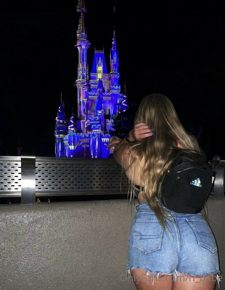 Hannahlutz  nude leaked OnlyFans photo