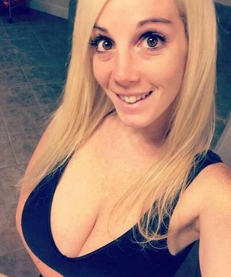 Tittyqueen77