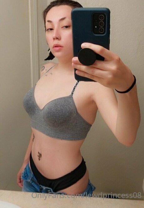 Lewdprincess08