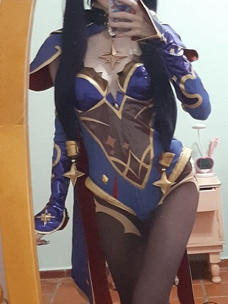 Kiki Glitter Cosplay