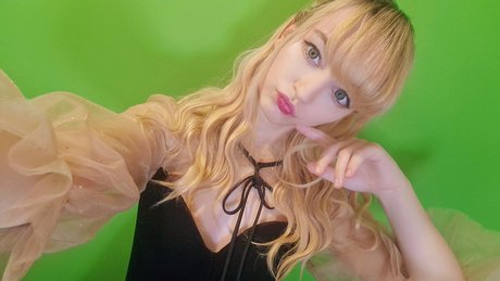 Kiki Glitter Cosplay