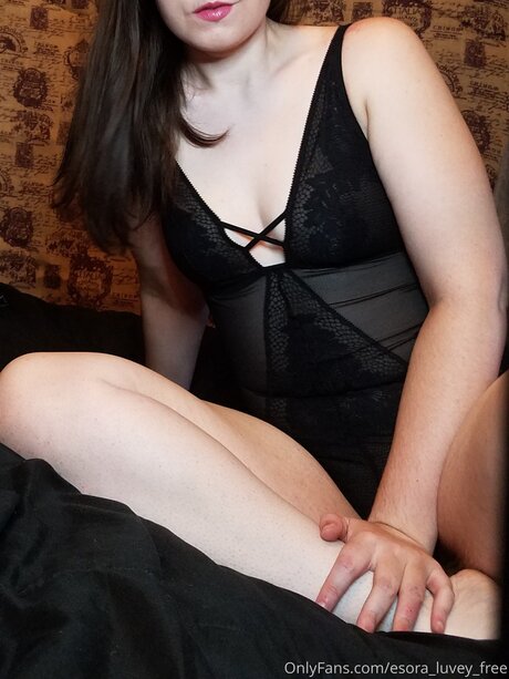 Esora Luvey Free