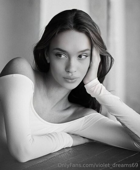 Violet Dreams69