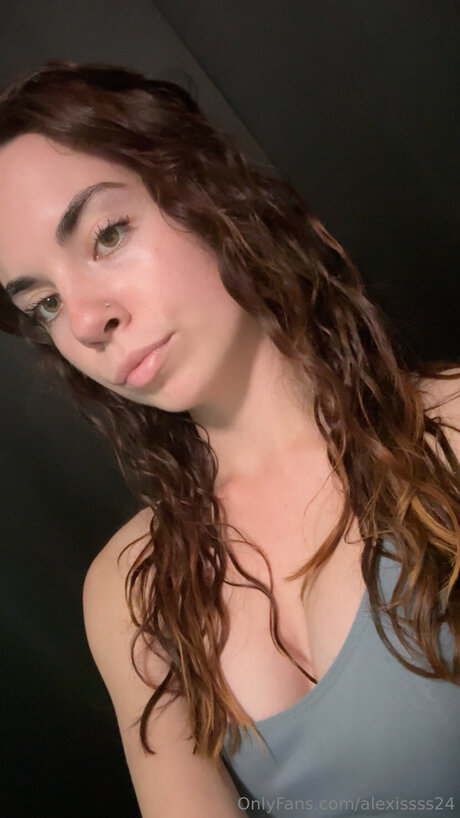 Alexissss24