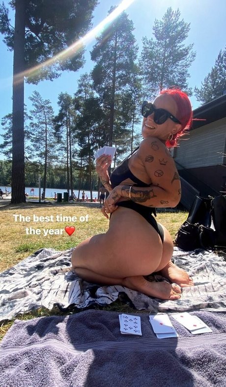 Tinze  nude leaked OnlyFans photo