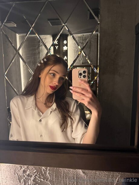 Lucy Twinkle  nude leaked OnlyFans photo