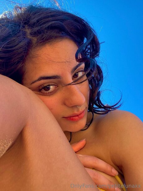 Petitelunaxx