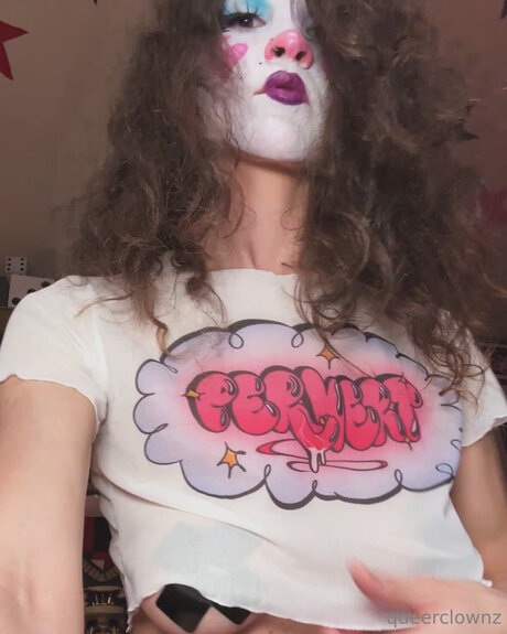 Queerclownzfree
