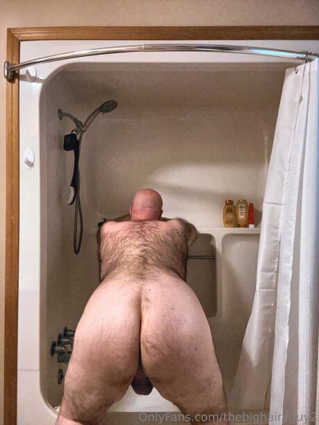 Thebighairyguy2