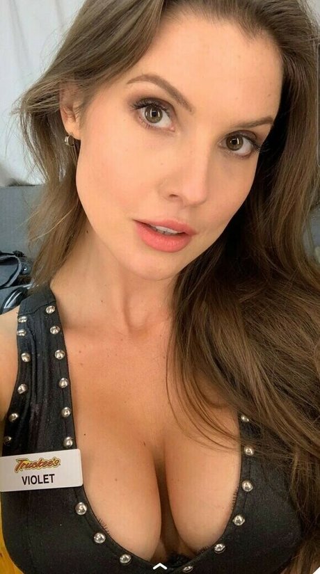 Amanda Cerny