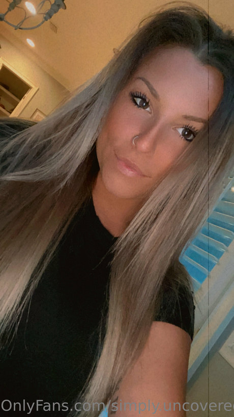 Simplyuncovered Jessie P