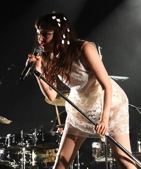 Lauren Mayberry
