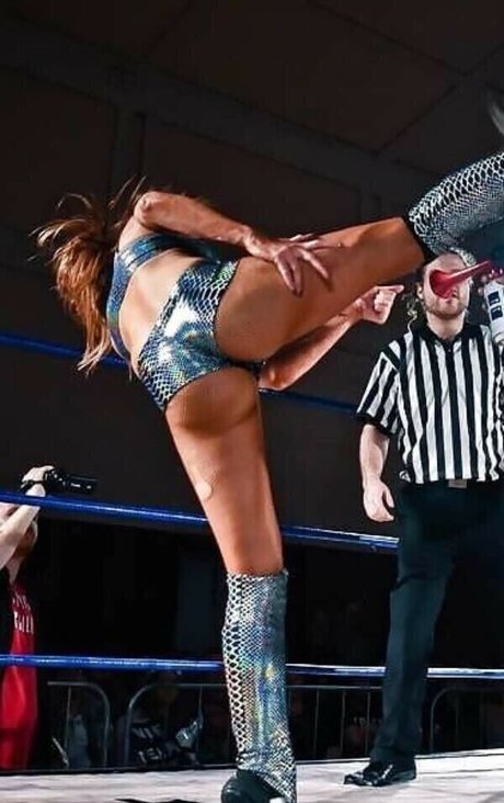 Dakota Kai