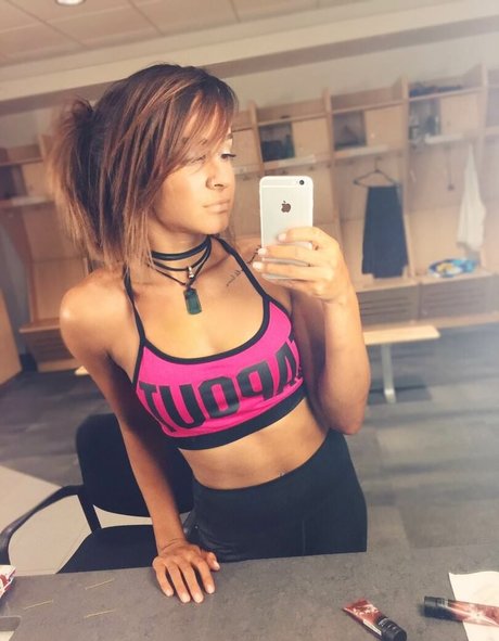 Dakota Kai