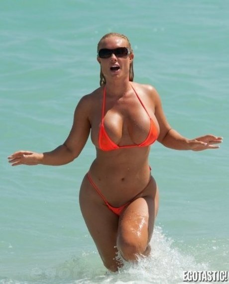 Nicole Coco Austin