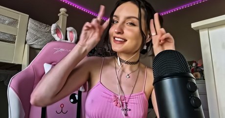 Beebee Asmr