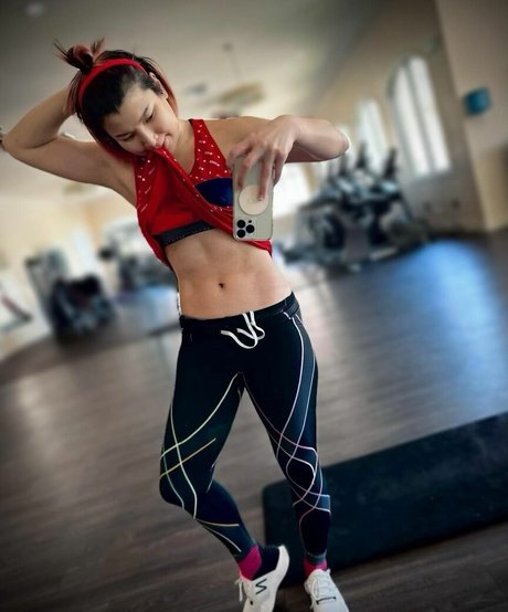 Hikaru Shida
