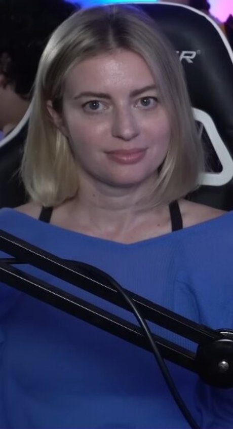 Elyse Willems