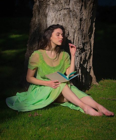 Grace Caroline Currey