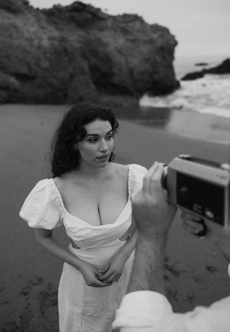 Grace Caroline Currey