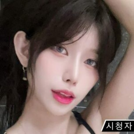 We8136  nude leaked OnlyFans photo