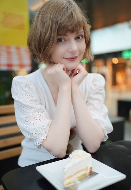 Ella Freya