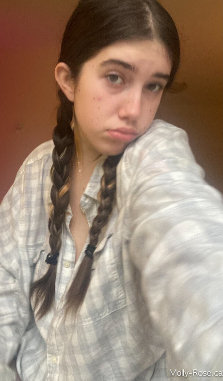 Itsmollyyyroseagain
