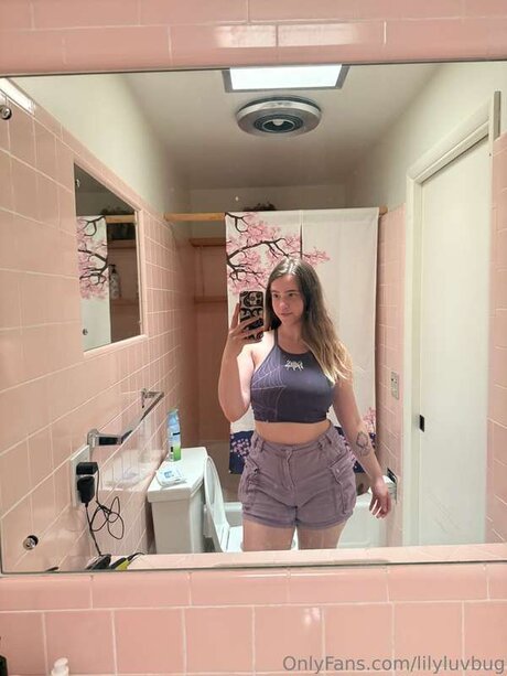 Lilyluvbug