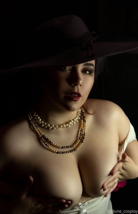 Elune Cosplay
