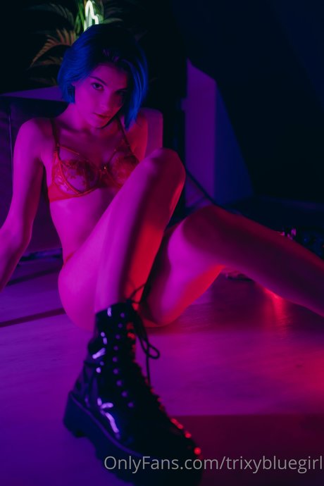 Trixy Blue
