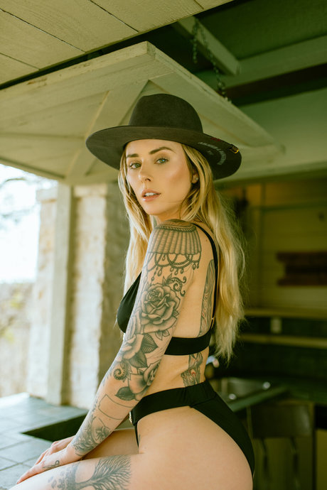 Alysha Nett