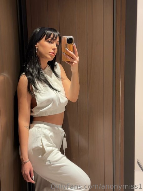 Anonymiss1