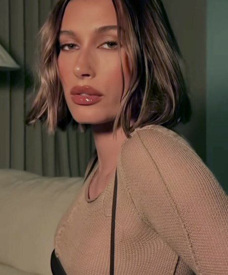 Hailey Baldwin Bieber
