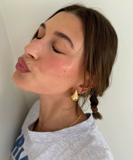 Hailey Baldwin Bieber